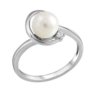 10K Gold White Pearl with Canadian Diamond Pendant, Earrings and Ring