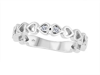 White Gold Heart Ring with Diamonds